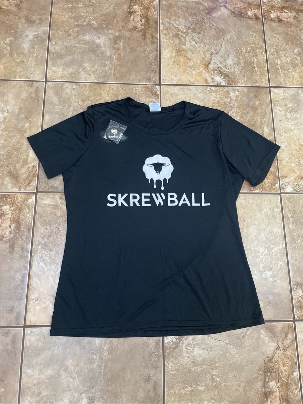 Skrewball Peanut Butter Whiskey Logo T-Shirt Size Large & Popsocket